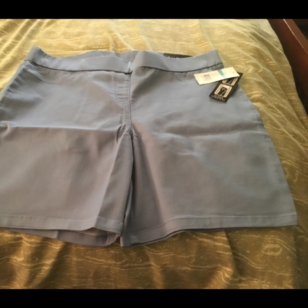 Super Stretch Kim Rogers Shorts